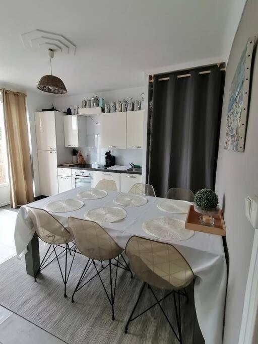 Maison Familiale Proche De La Mer Lancieux Bagian luar foto