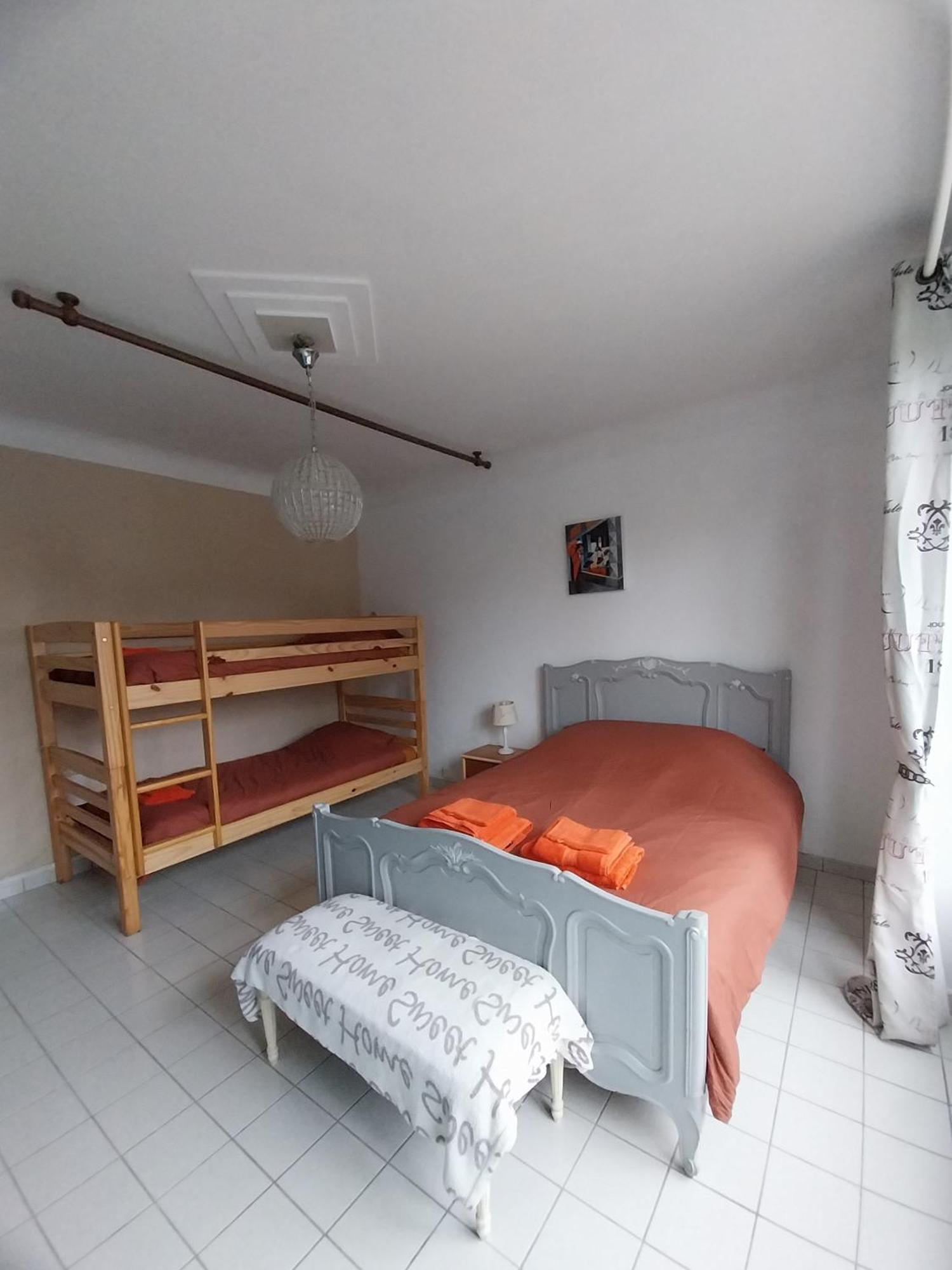 Maison Familiale Proche De La Mer Lancieux Bagian luar foto